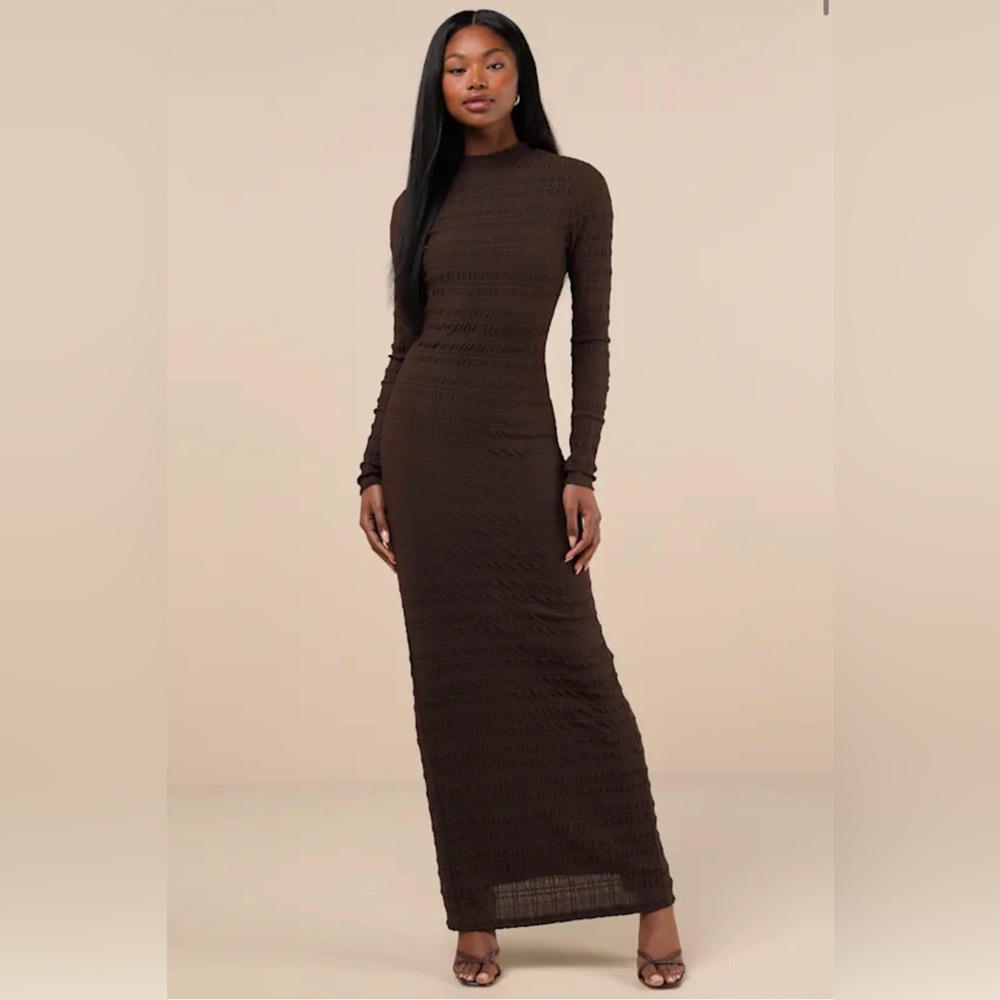 Lulu’s Trendsetting Design Brown Textured Long Sleeve Maxi Dress